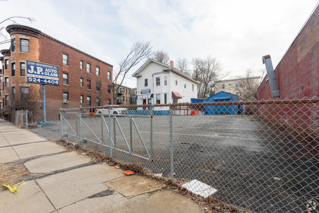 3326 Washington St, Jamaica Plain, MA 02130 Apartments in Jamaica