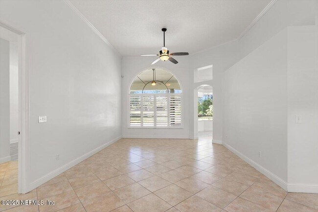 Foto del edificio - 4126 Richmond Park Dr E