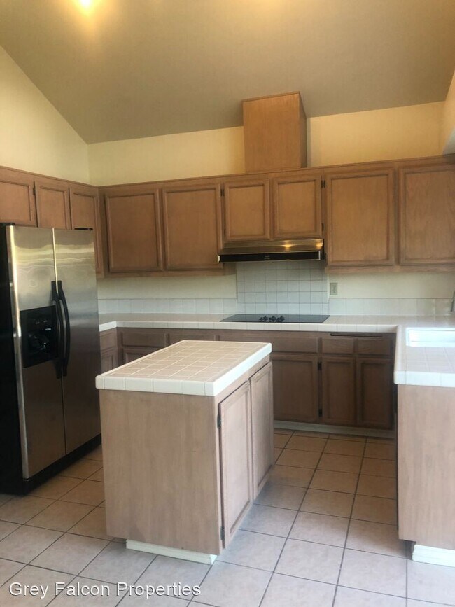 Building Photo - 3 br, 2 bath House - 15617 Royal Lytham Row