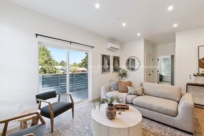 Photo - 1624 NW 17th St Apartment