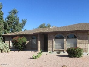 Building Photo - 2506 E Wesleyan Dr