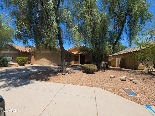 Foto del edificio - 8618 W Chickasaw St
