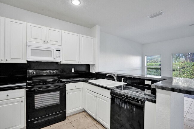 Foto del edificio - 3313 NW 29th Ct