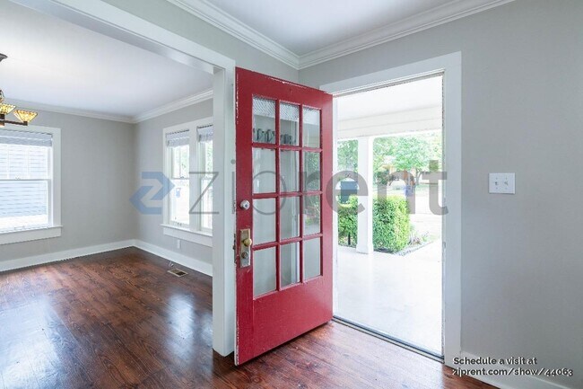 Foto del edificio - 808 Beirne Ave NE