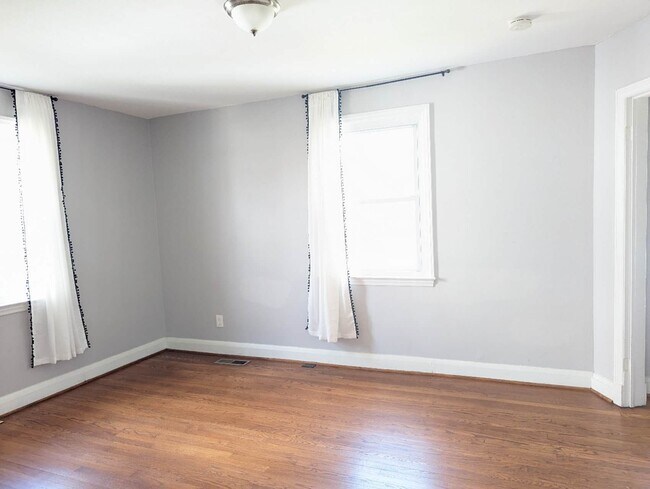 Foto del edificio - 4610 College Ave