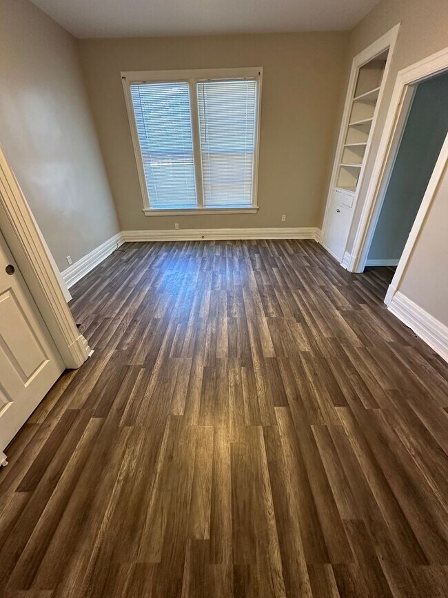 Foto del edificio - Beautiful Lower Unit in Duplex on Marcum Park Downtown!!!!