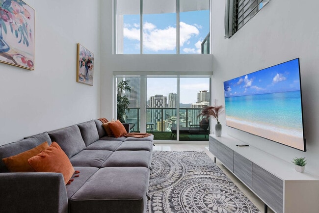 Building Photo - 41 SE 5th St