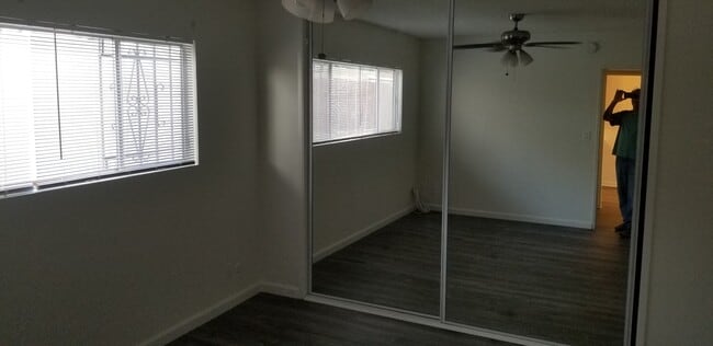 Building Photo - 3622 Dunn Dr