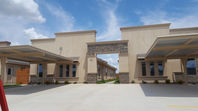 Foto del edificio - 801 E Myrtle Beach Ave