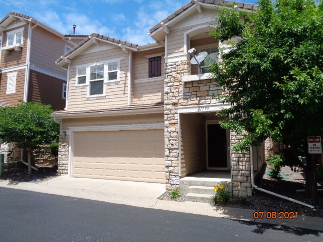 Primary Photo - 3 BR/2 1/2 BA in Coveted Meridian Stockbri...