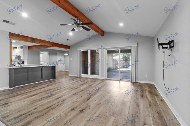 Foto del edificio - Beautiful Remodeled 4/3 Home in Plano!