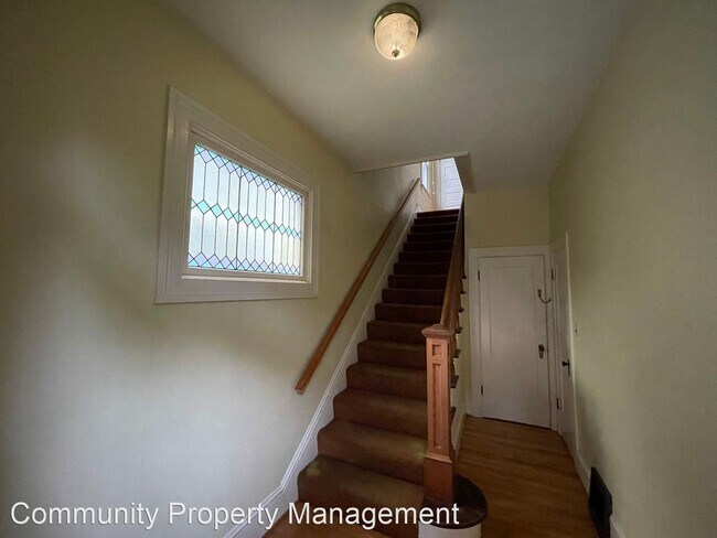 Building Photo - 1 br, 1 bath House - 1706 SE Belmont St