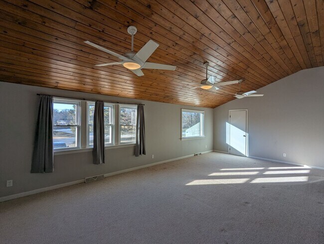 Foto del edificio - W136N7084 Claas Rd