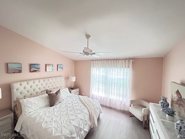 Foto del edificio - 9828 Luna Cir