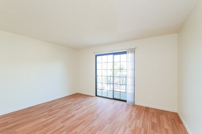 Building Photo - 233 Florida St