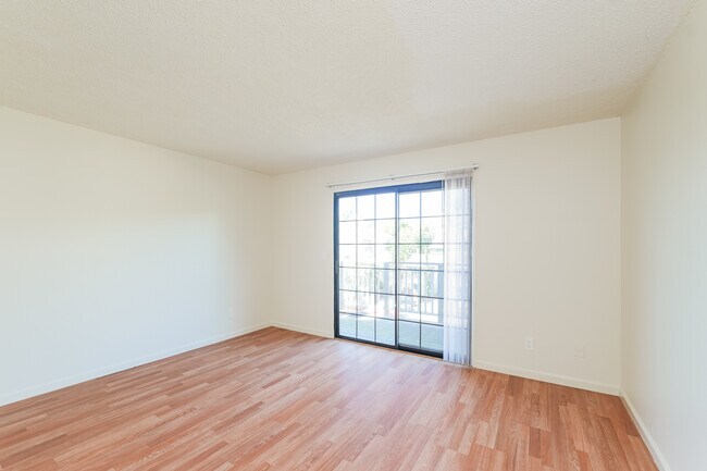 Foto del edificio - 233 Florida St