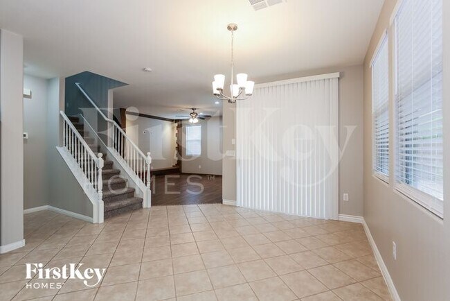Building Photo - 6715 Sugarbird Ct
