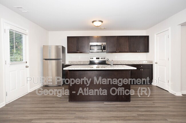 Foto del edificio - 1142 Oak Hollow Ln