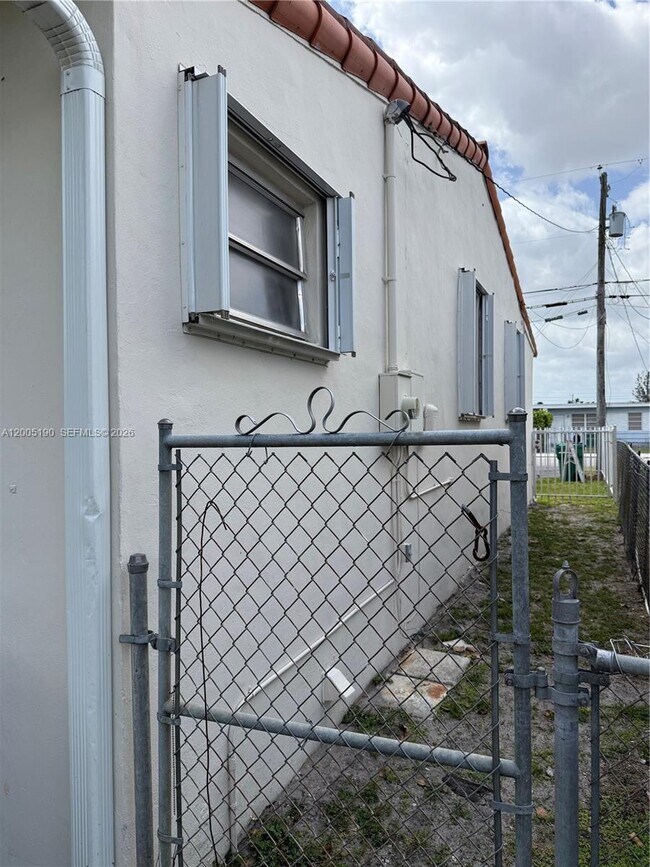 Foto del edificio - 7231 NW 2nd Terrace