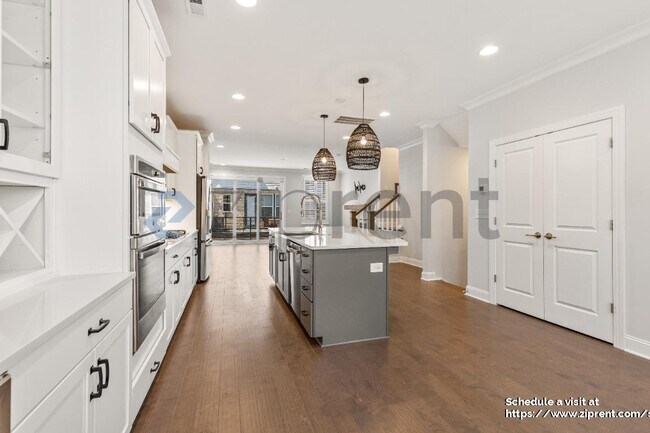 Foto del edificio - 206 Maidstone Trail