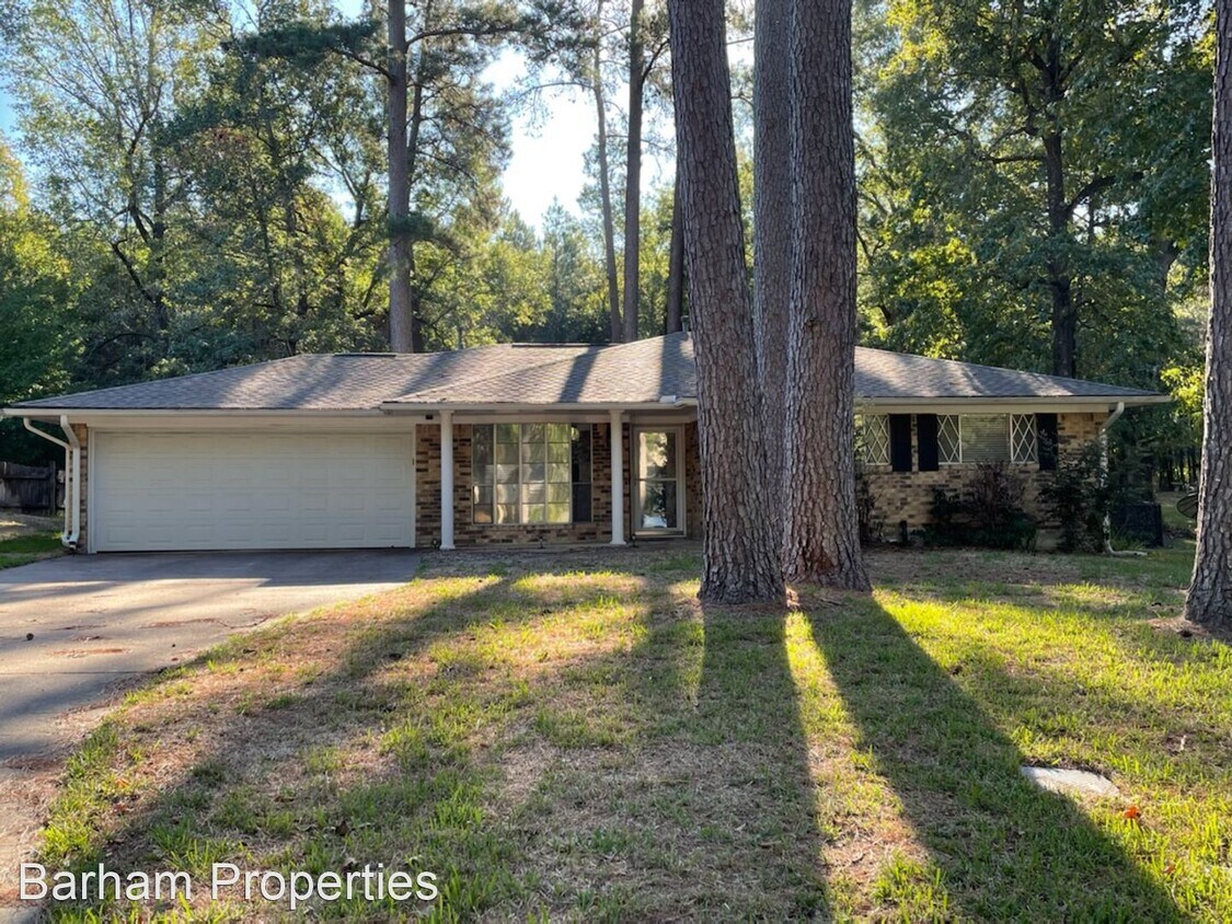 Primary Photo - 3 br, 2 bath House - 3123 Swann Dr.