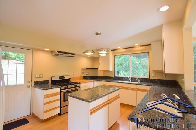 Foto del edificio - 10010 SW Terwilliger Boulevard