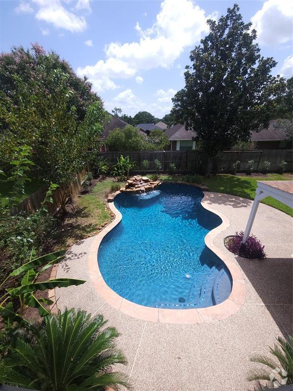 Building Photo - 22510 Holly Lake Dr
