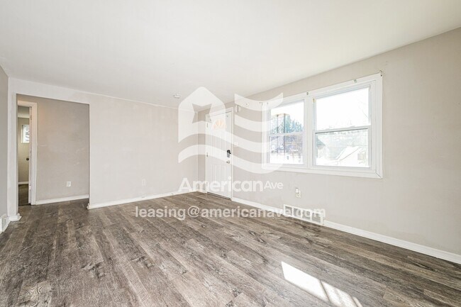 Foto del edificio - 401 Johnston Rd