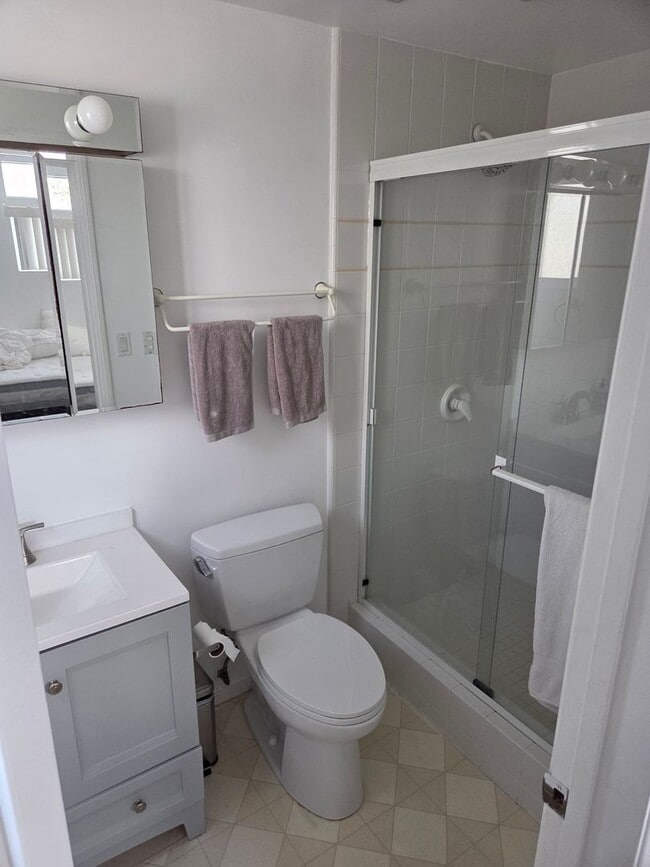 Foto del edificio - No back house!