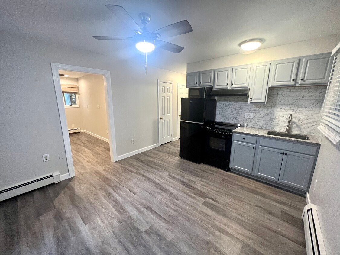 122 Cortelyou St, Islip, NY 11751 House Rental in Islip, NY