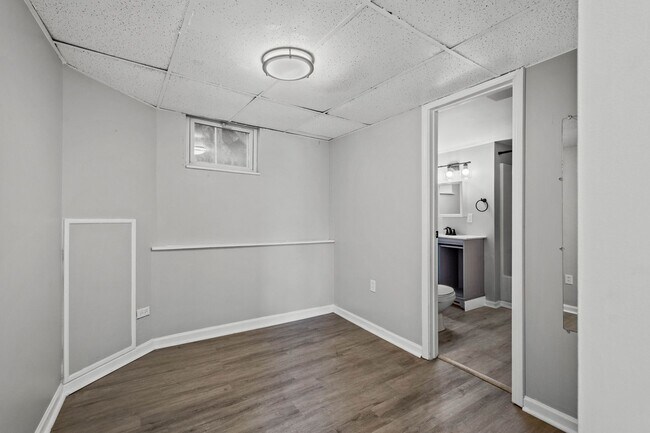 Building Photo - 506 Berwin Avenue