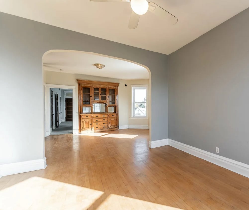 Building Photo - 2042 W Armitage Ave