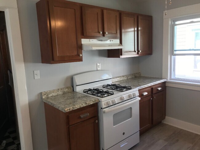 Foto del edificio - 619 Linden Ave