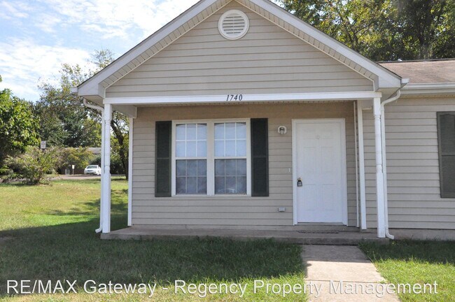 Building Photo - 3 br, 2 bath House - 1740 Cypress Drive