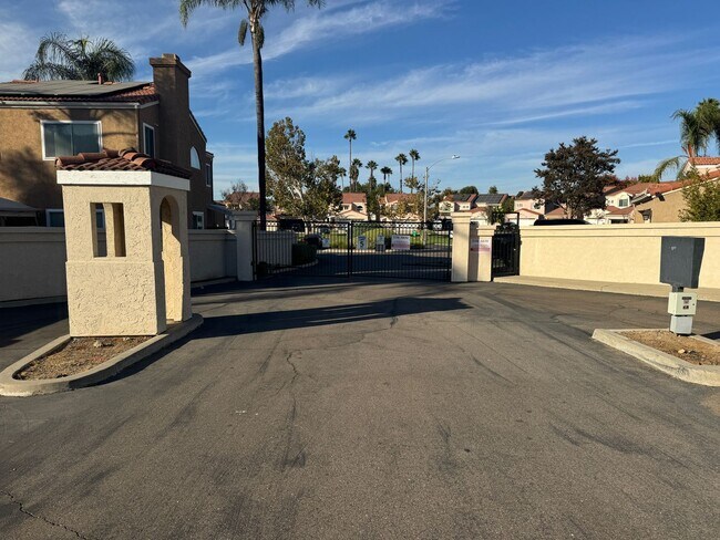 Foto del edificio - 3 Bed 2.5 Bath house