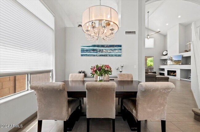 Foto del edificio - 6412 E Blanche Dr