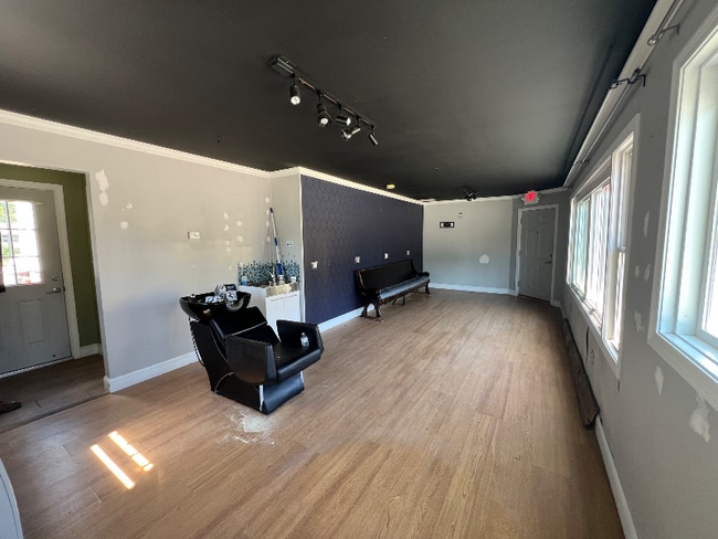 Photo - 865 Broadway House