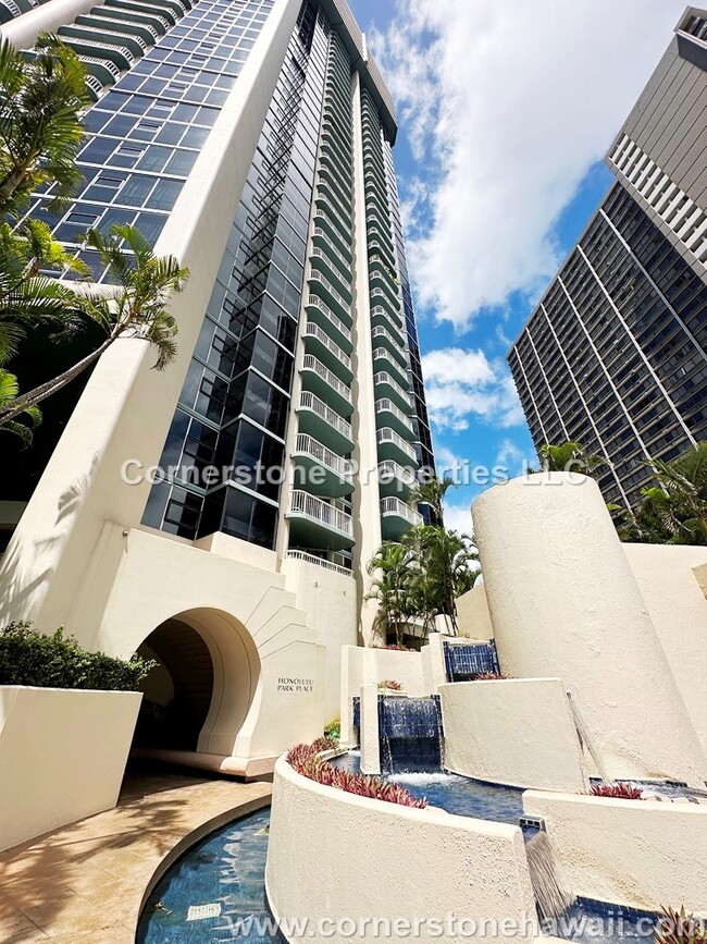 Building Photo - 1212 Nuuanu Ave