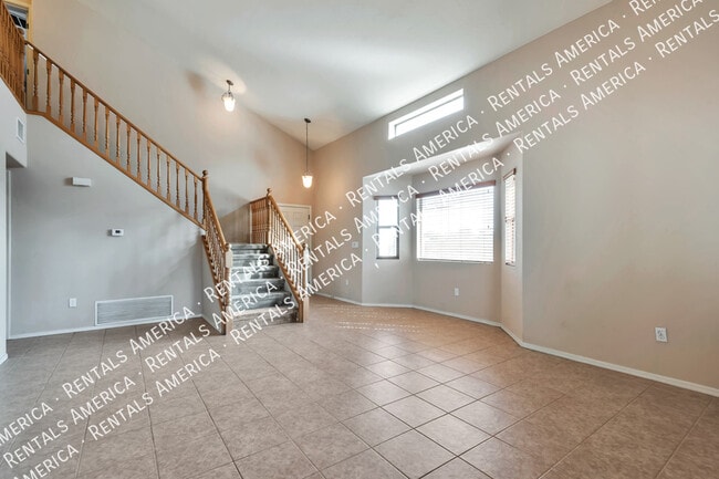 Building Photo - 2427 W Waterway Pl