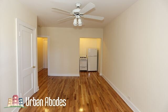 Foto del edificio - 545 W Wellington Ave