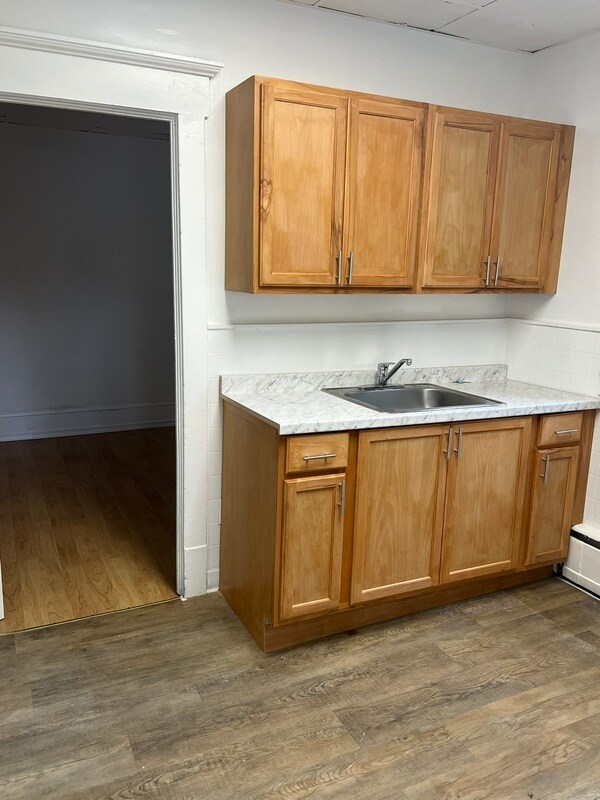 Foto principal - 443-445 Scott St