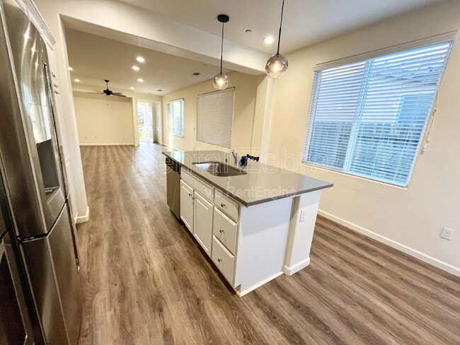 Foto del edificio - 4388 Bixby Way