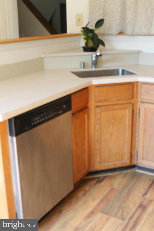 Foto del edificio - 8695 Manahan Dr