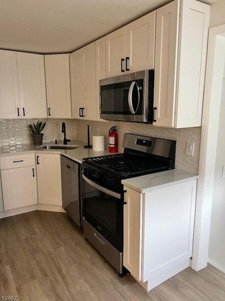 Building Photo - 170 Sargeant Ave