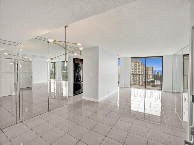 Foto del edificio - 290 174th St