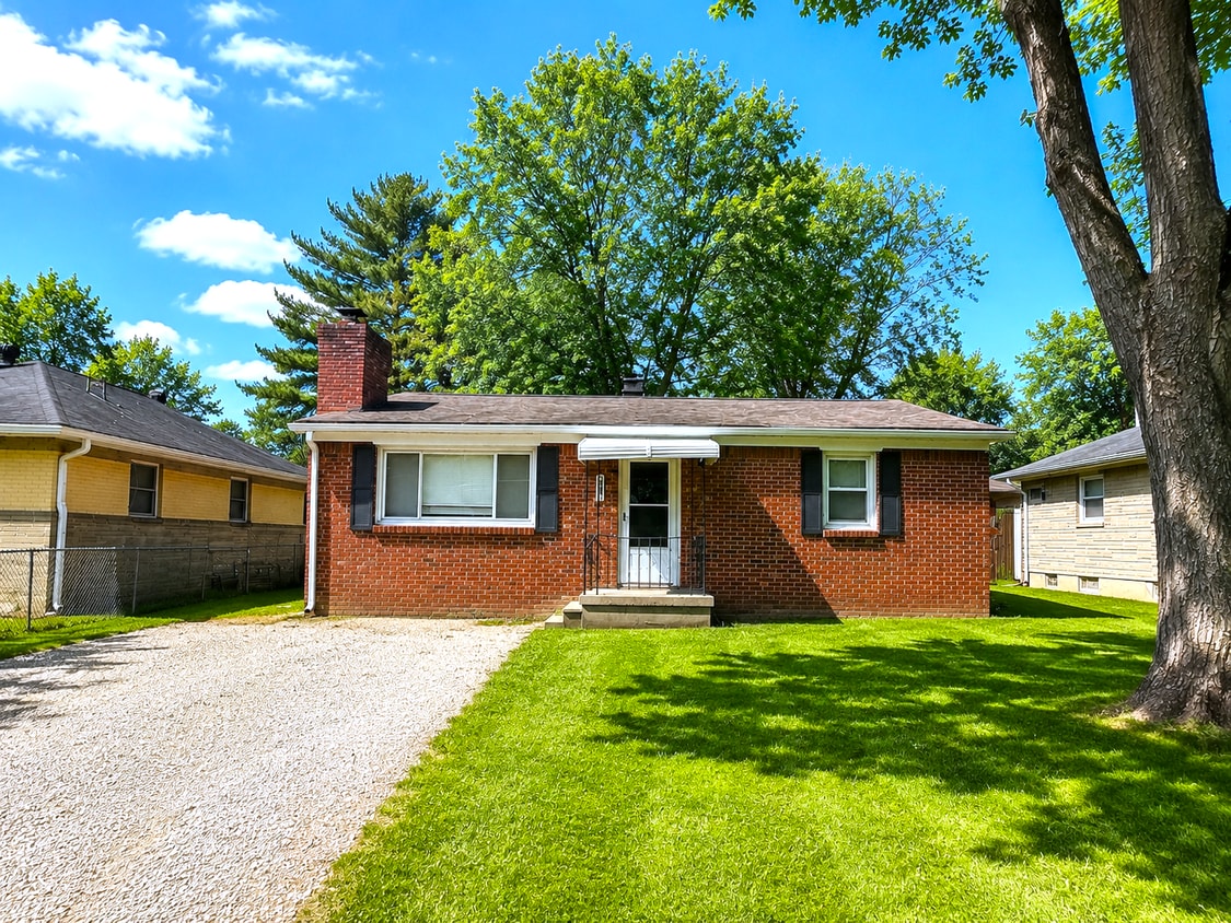 Photo - 2916 Roena St