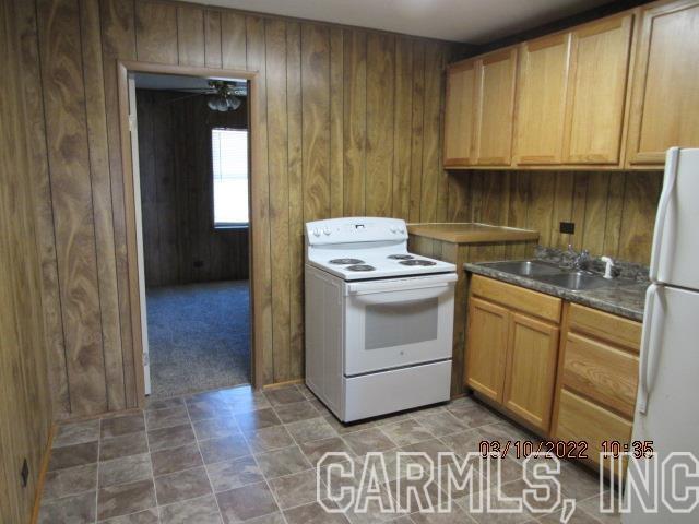 Building Photo - 1313 McNutt Rd
