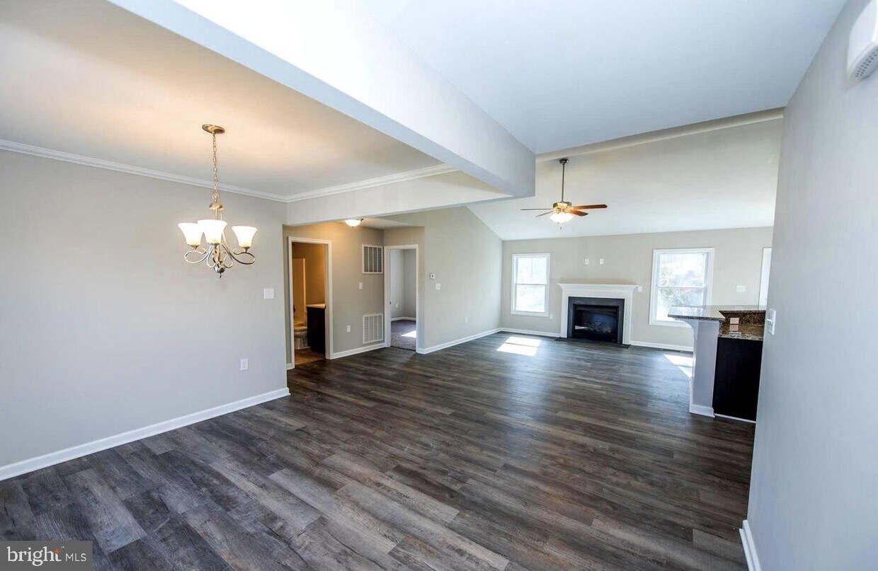 249 Mabdarin Dr, Martinsburg, WV 25403 House for Rent in Martinsburg