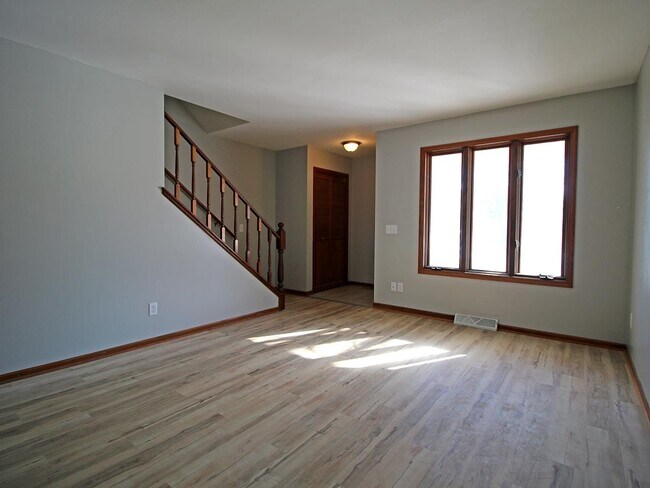 Building Photo - 4560 Mccann Rd