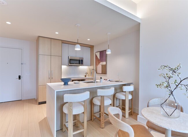 Foto del edificio - 33 Westchester Pl